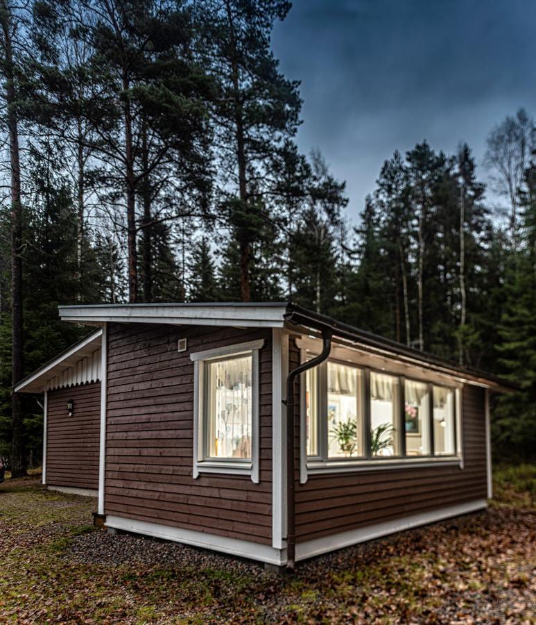 Juhlamenot Oy Villa Soderkulla  Luaran gambar